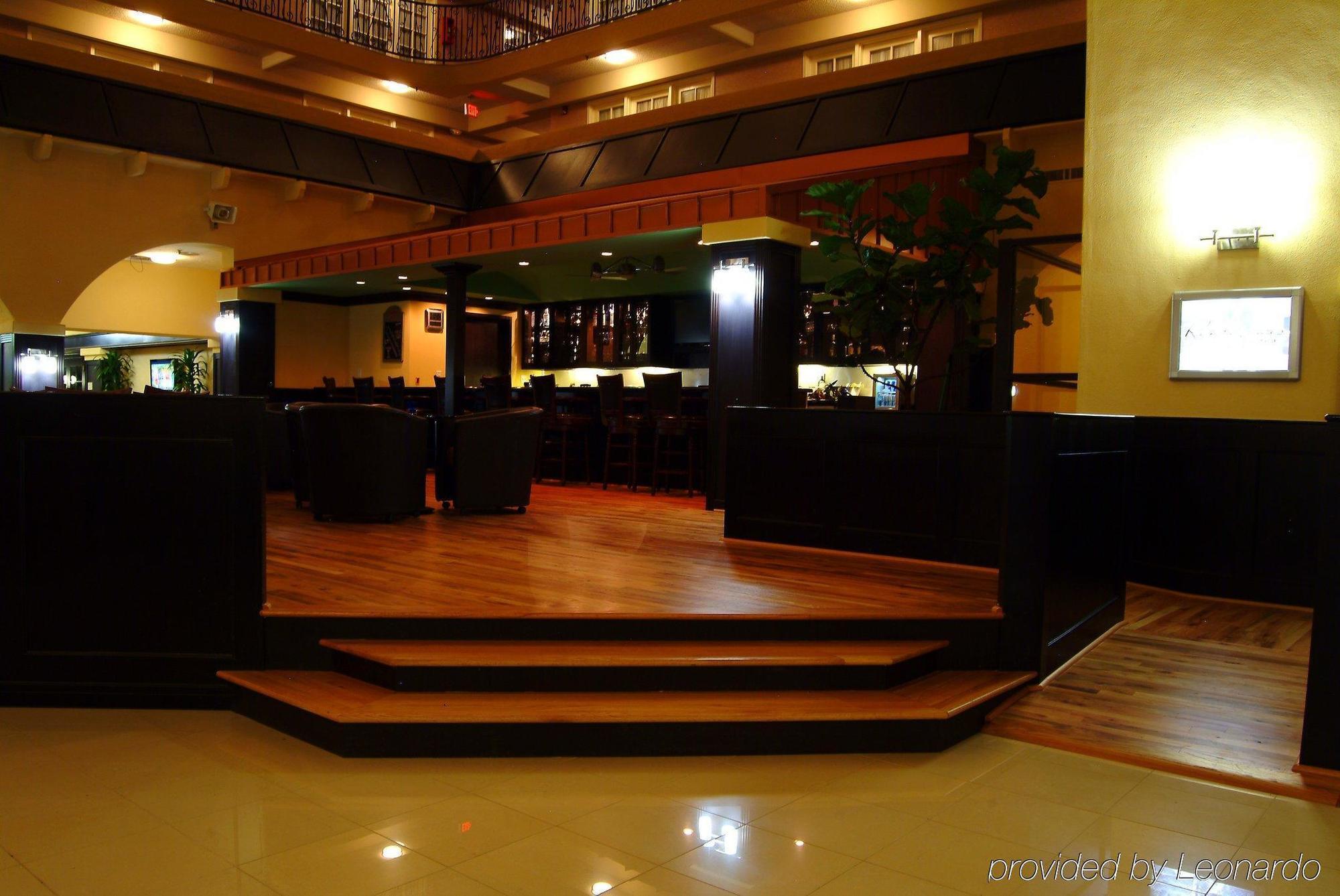 皇冠假日套房酒店-休斯敦近糖山 内观 照片